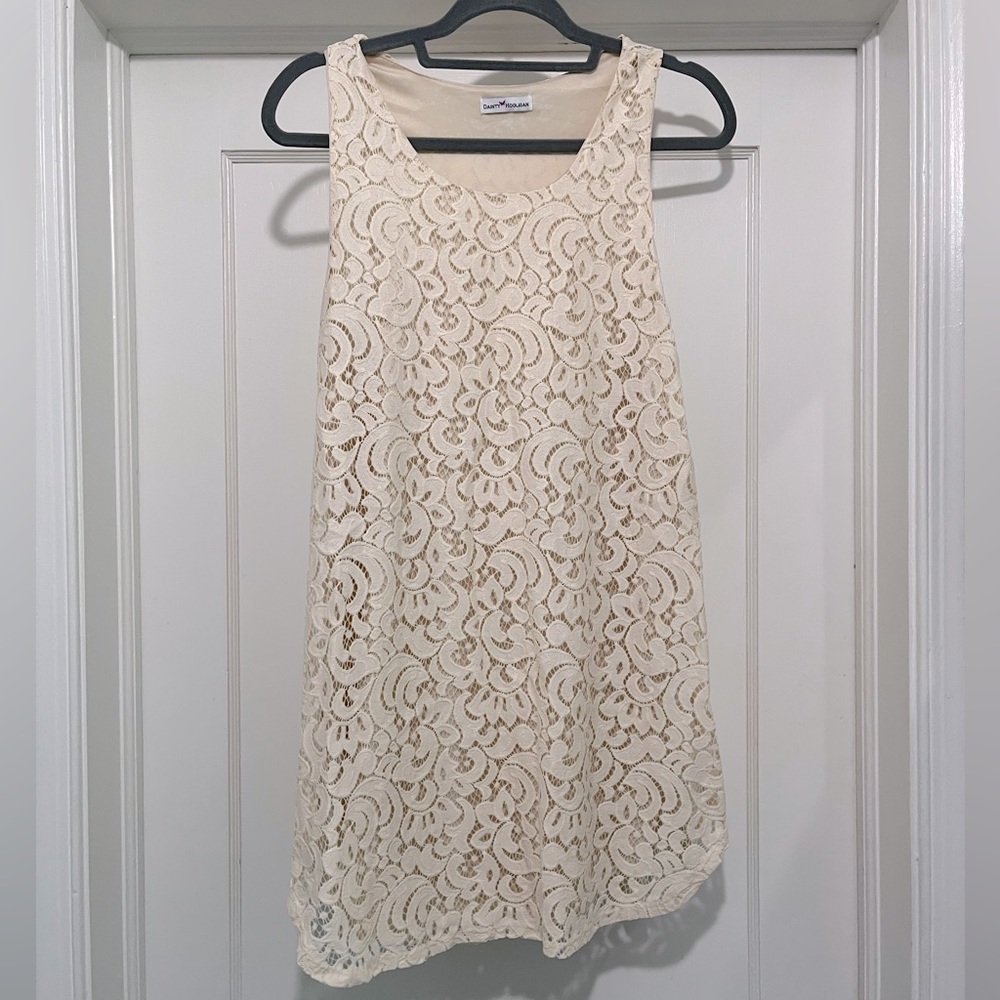 Dainty Hooligan Harlow Lace Shift Dress